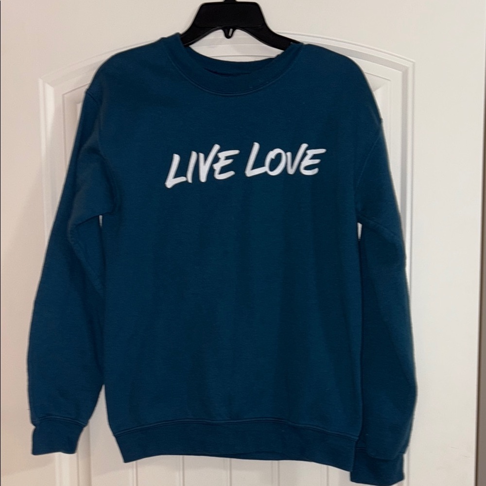 Women’s Live Love Sweatshirt